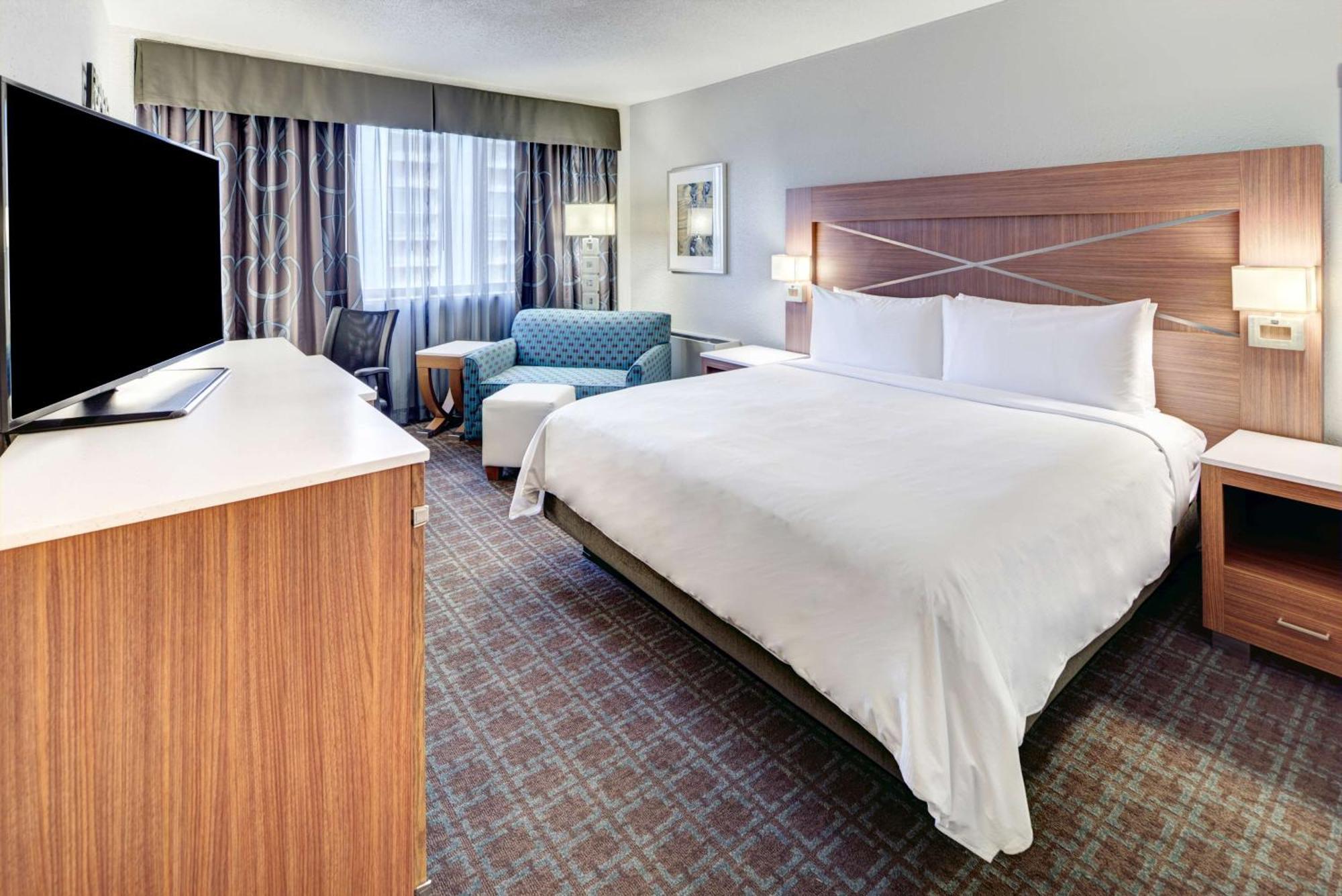 Doubletree By Hilton Milwaukee Downtown Hotel Ngoại thất bức ảnh