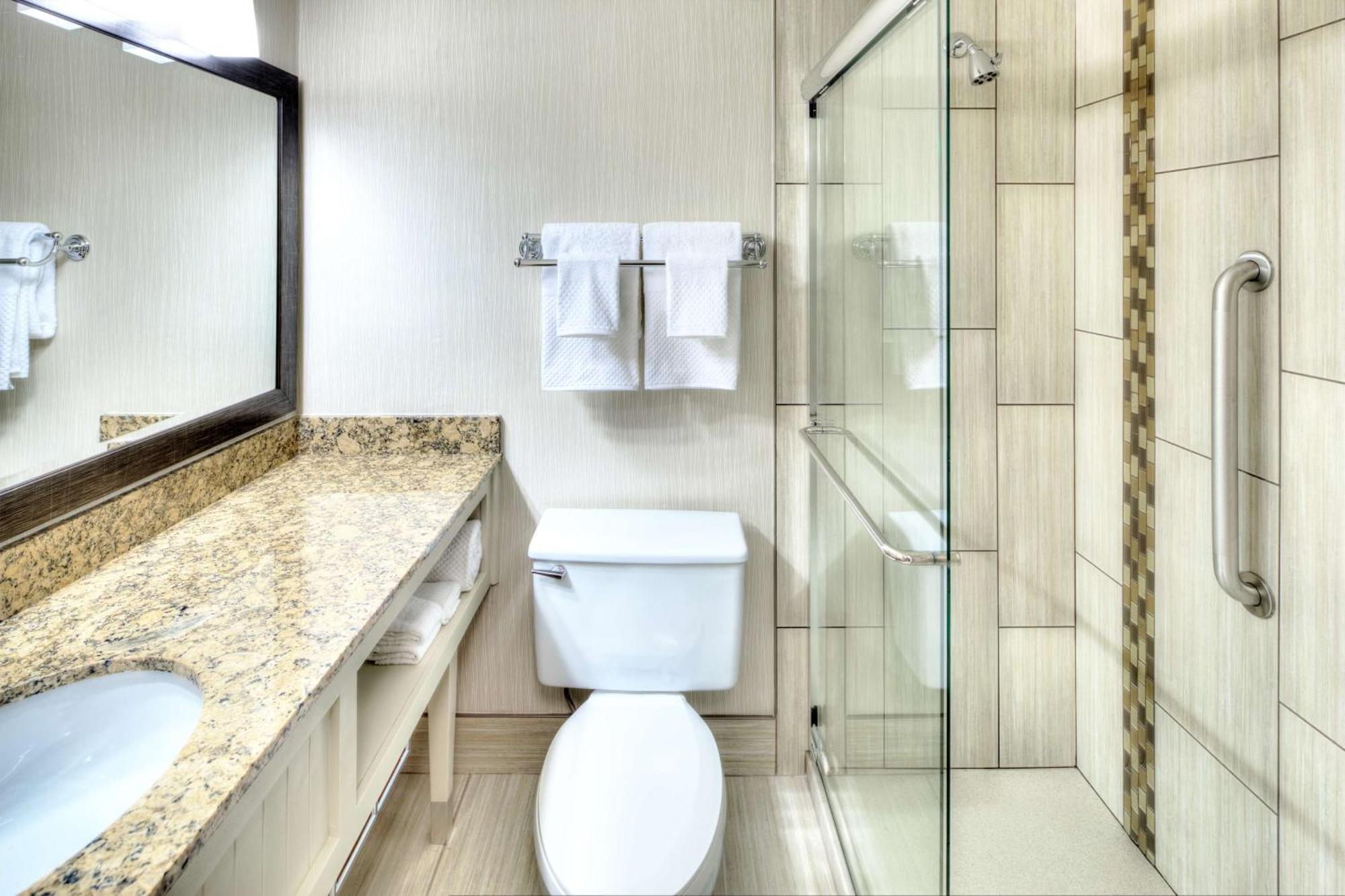 Doubletree By Hilton Milwaukee Downtown Hotel Ngoại thất bức ảnh