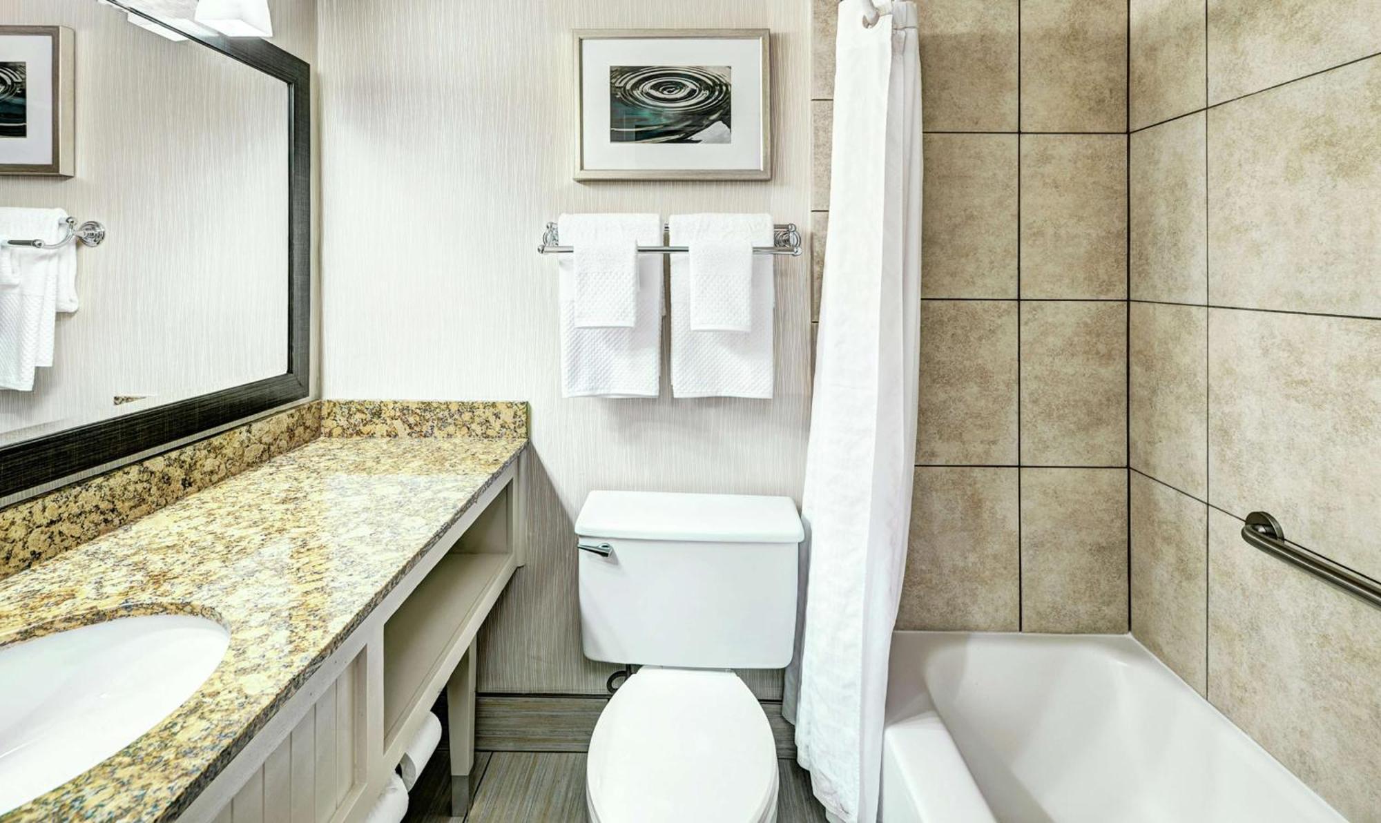 Doubletree By Hilton Milwaukee Downtown Hotel Ngoại thất bức ảnh
